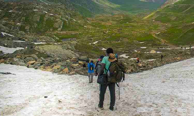 Nichnai Pass Trek