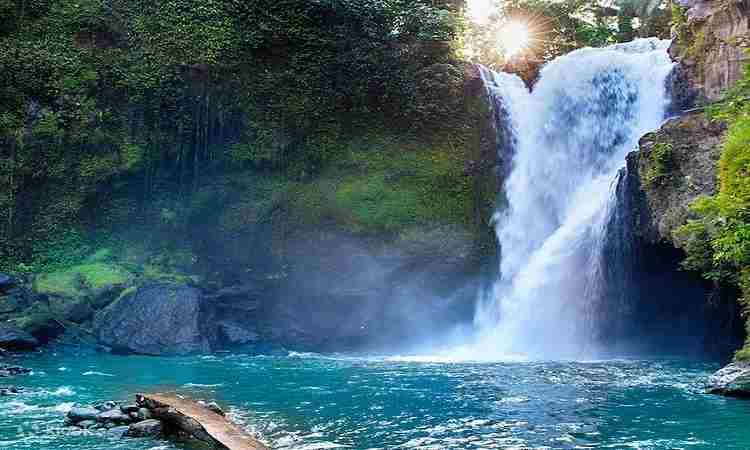 Tegenungan Waterfall
