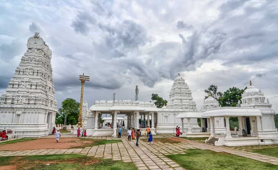 Tourist Places to Visit in Hyderabad